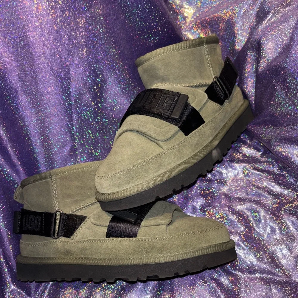 UGG Boots Classic Ultra Mini Hybrid